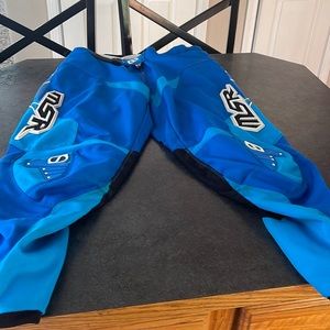 Dirt bike riding pants